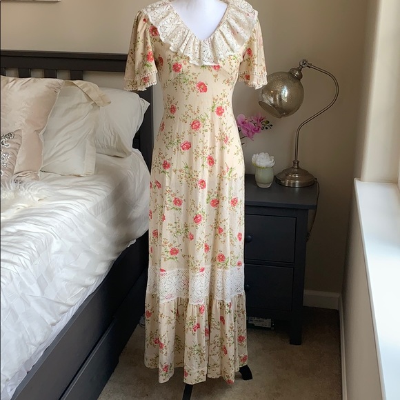 Vintage | Dresses | 97s Vintage Floral Maxi | Poshmark
